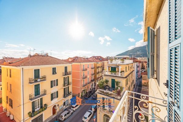 appartamento in vendita ad Alassio