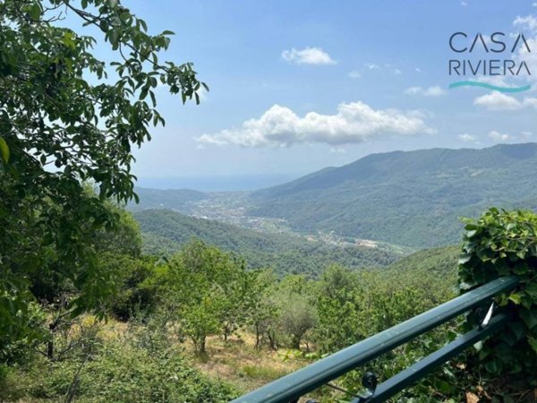 casa indipendente in vendita ad Alassio in zona Caso