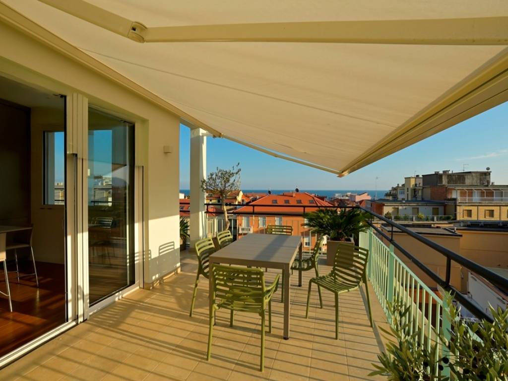 appartamento in vendita ad Alassio