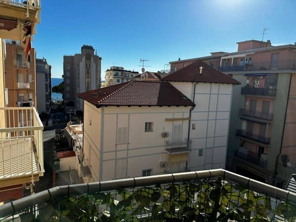 appartamento in vendita ad Alassio