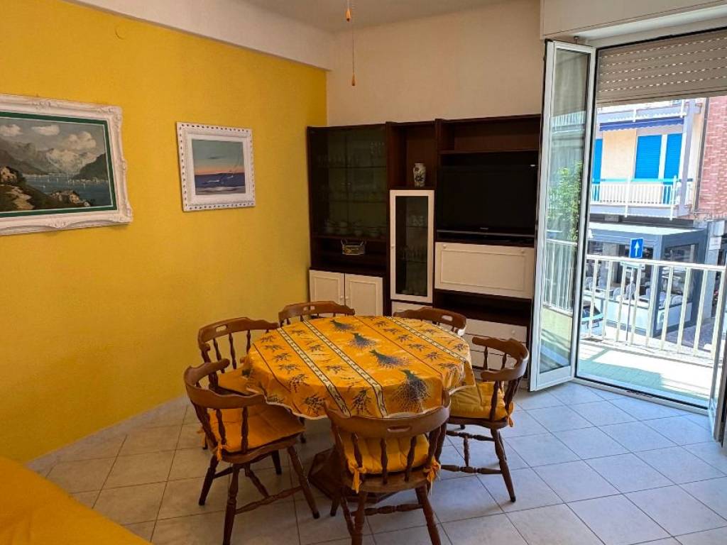 appartamento in vendita ad Alassio