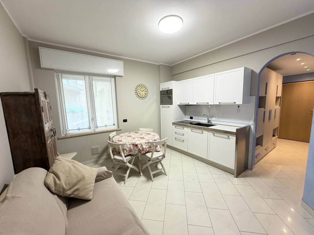 appartamento in vendita ad Alassio