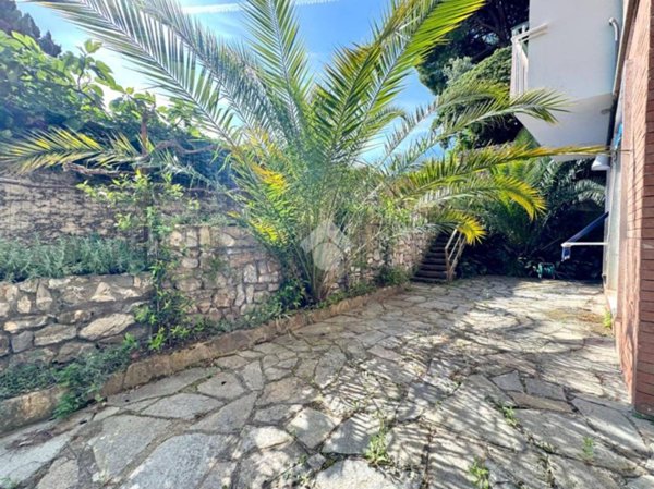 appartamento in vendita ad Alassio