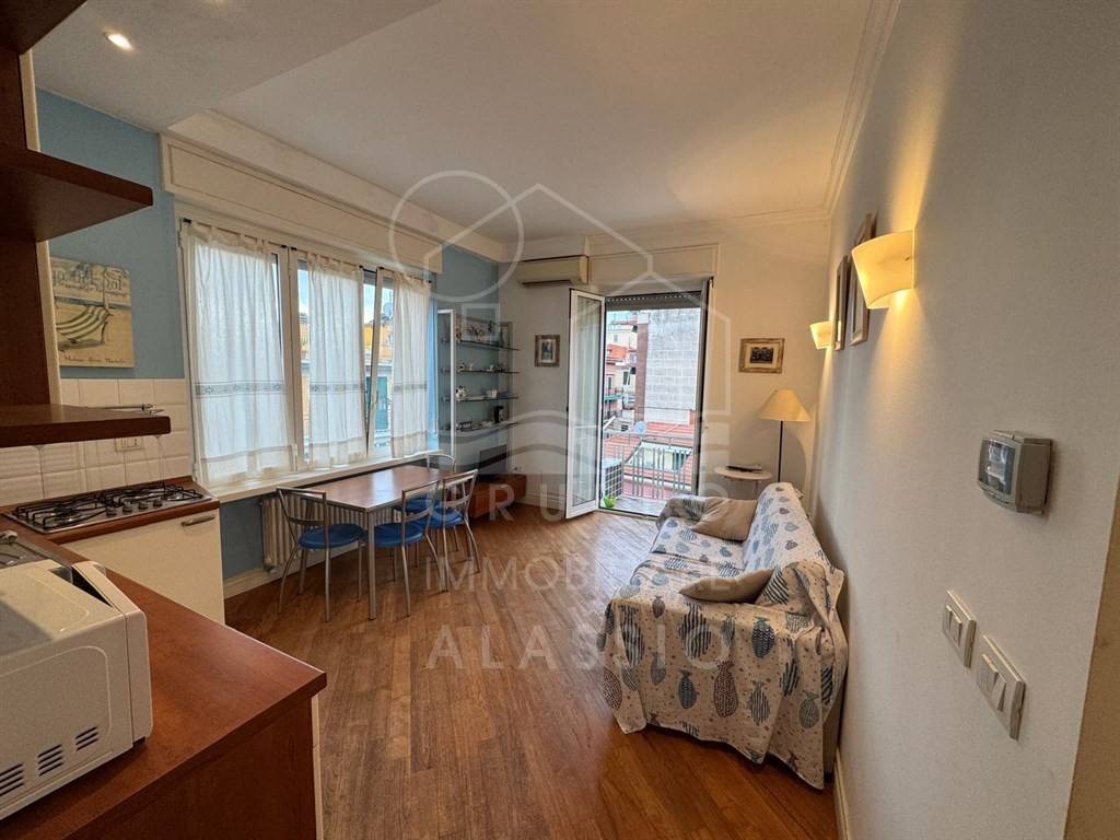 appartamento in vendita ad Alassio