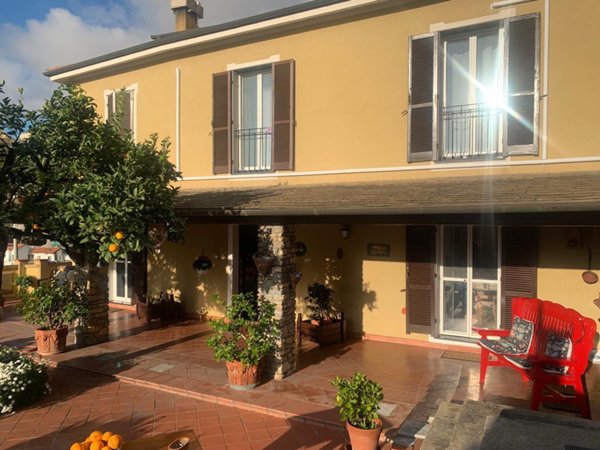 casa indipendente in vendita ad Alassio