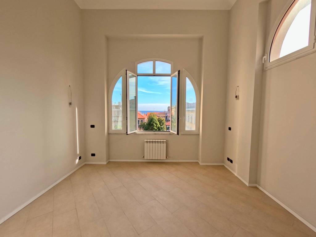 appartamento in vendita ad Alassio