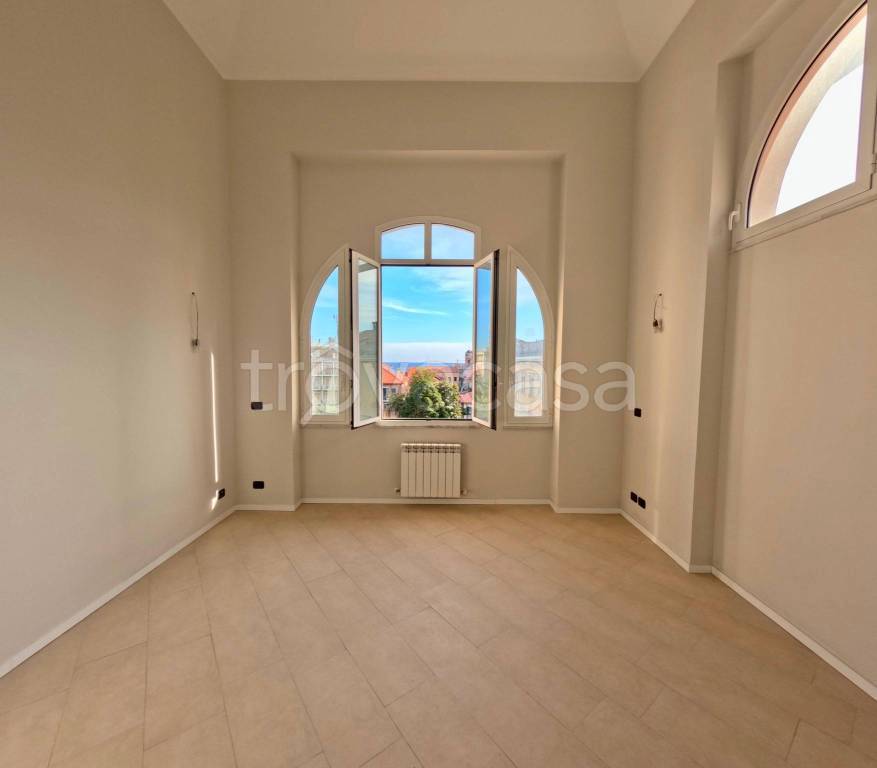 appartamento in vendita ad Alassio