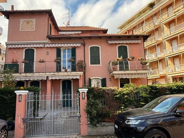 appartamento in vendita ad Alassio
