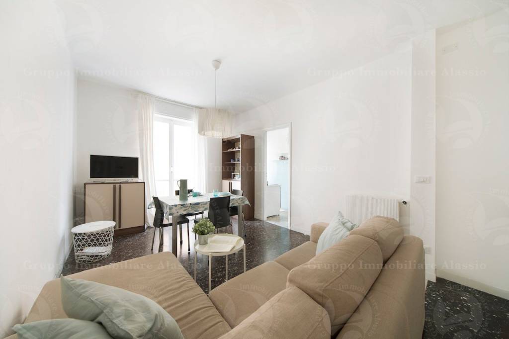 appartamento in vendita ad Alassio