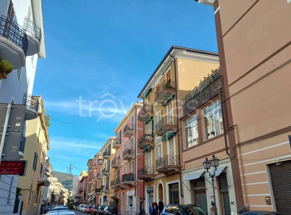 appartamento in vendita ad Alassio