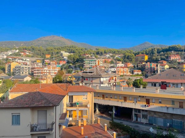 appartamento in vendita ad Alassio