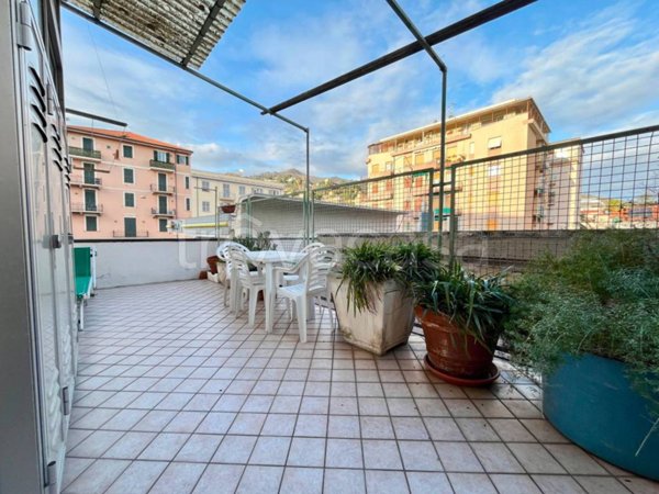 appartamento in vendita ad Alassio