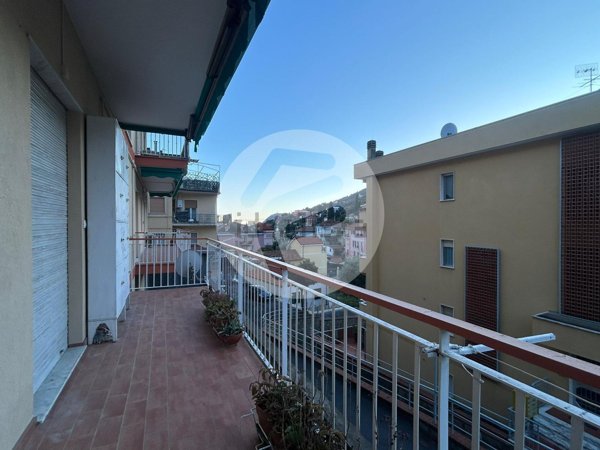 appartamento in vendita ad Alassio