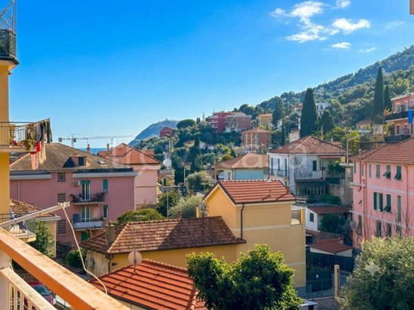 appartamento in vendita ad Alassio