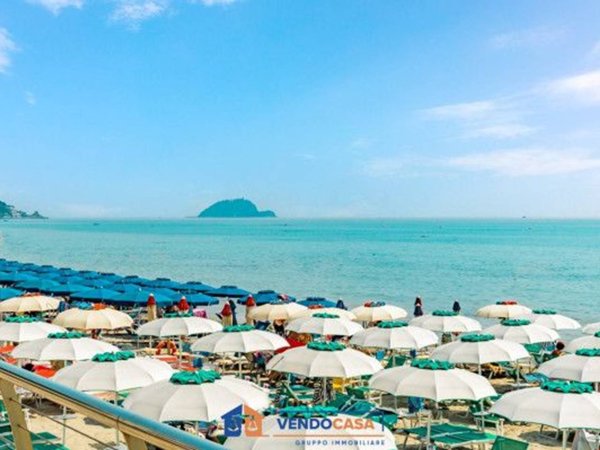 appartamento in vendita ad Alassio