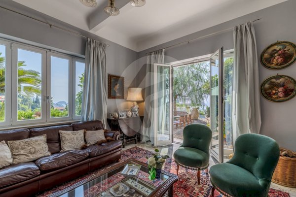 casa indipendente in vendita ad Alassio in zona Caso