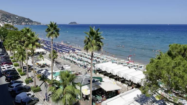 appartamento in vendita ad Alassio