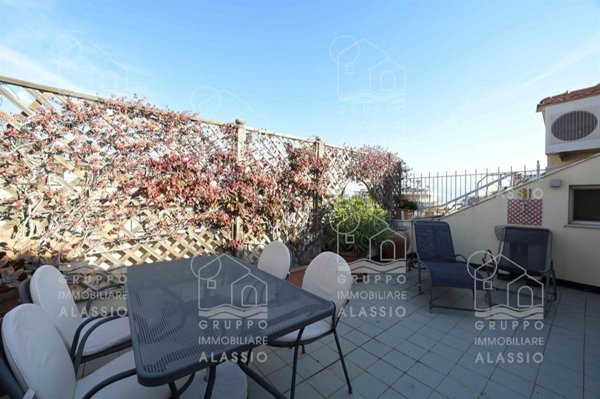 appartamento in vendita ad Alassio