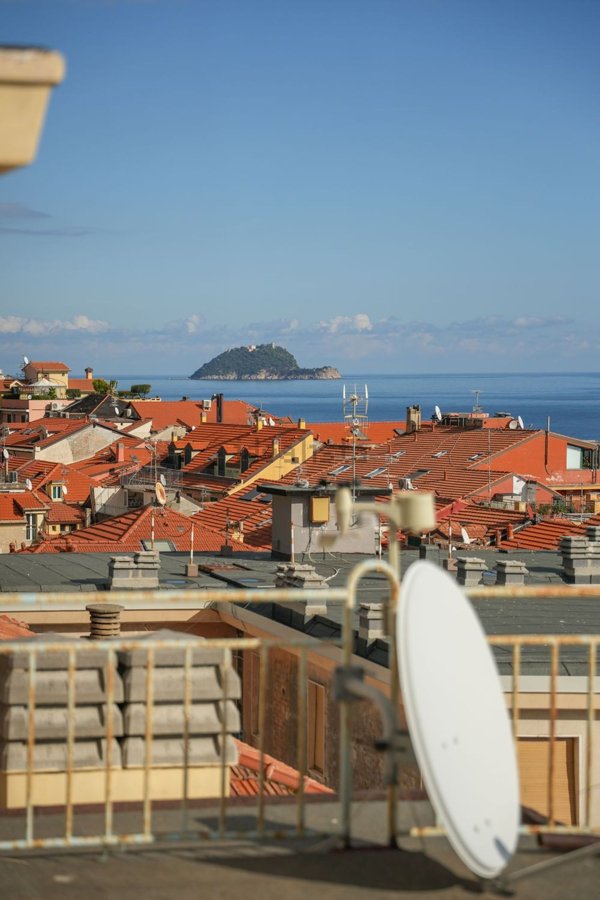 appartamento in vendita ad Alassio