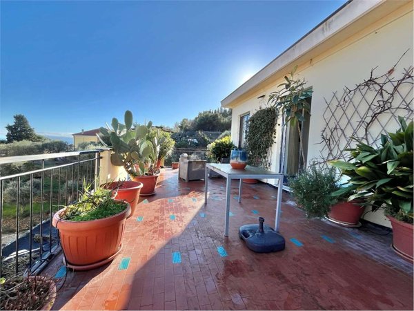 appartamento in vendita ad Alassio