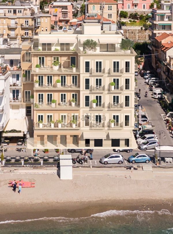 appartamento in vendita ad Alassio