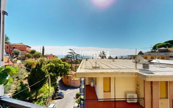 appartamento in vendita ad Alassio