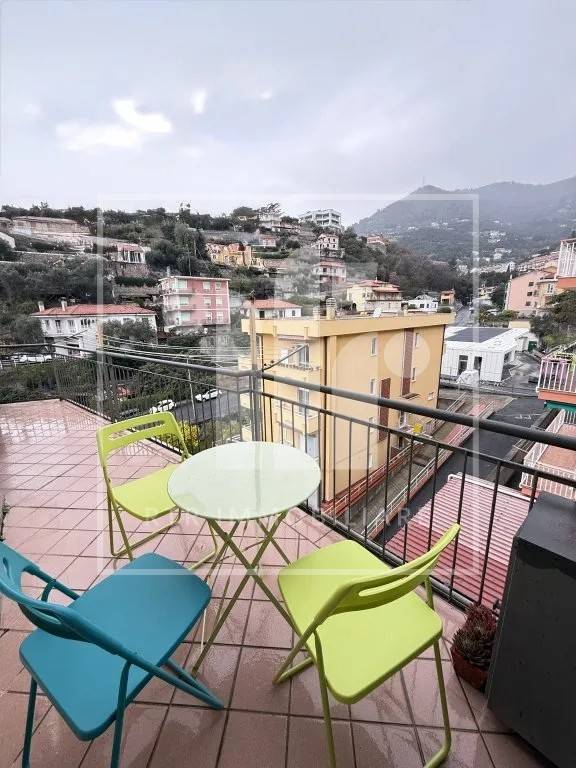 appartamento in vendita ad Alassio