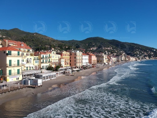 appartamento in vendita ad Alassio