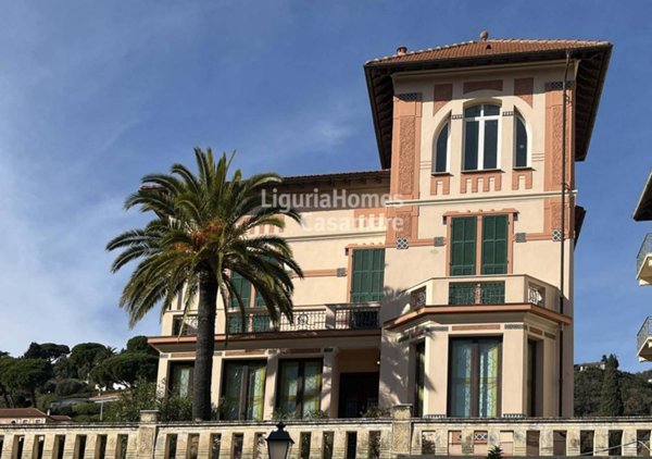 appartamento in vendita ad Alassio