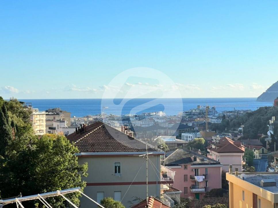 appartamento in vendita ad Alassio in zona Solva