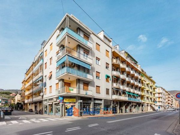 appartamento in vendita ad Alassio
