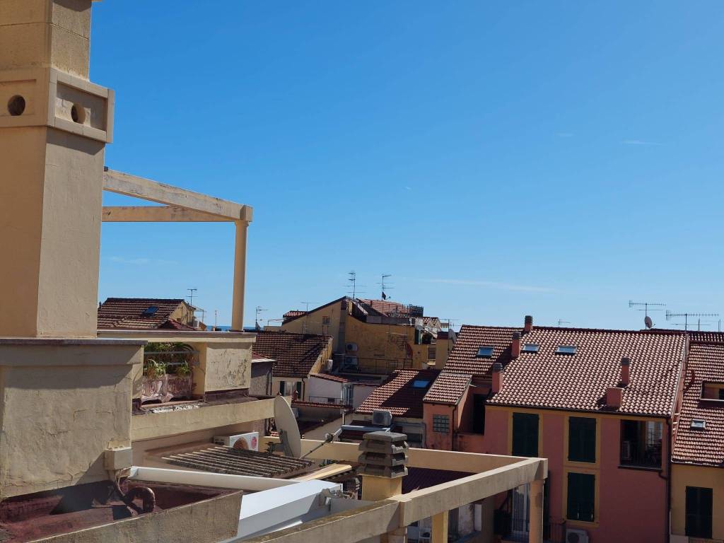 appartamento in vendita ad Alassio