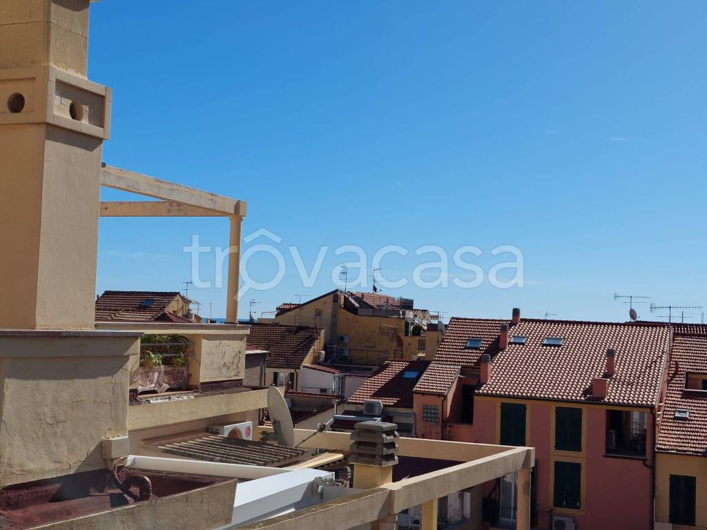 appartamento in vendita ad Alassio