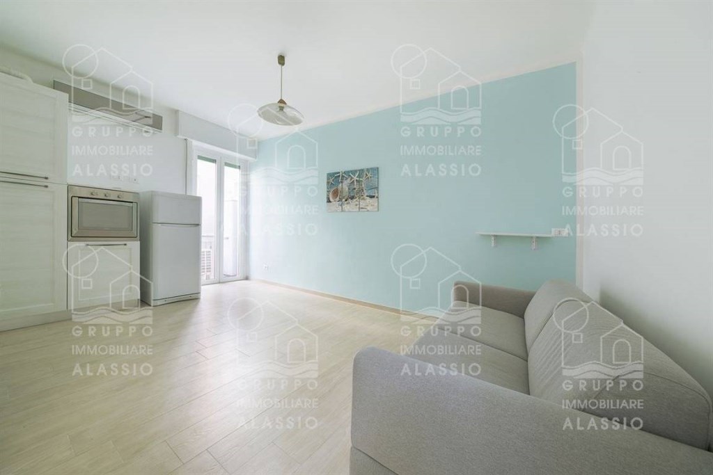 appartamento in vendita ad Alassio