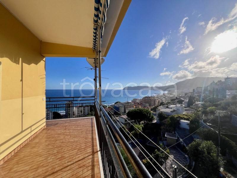 appartamento in vendita ad Alassio