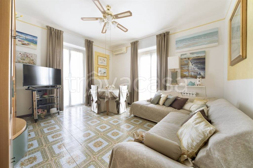 appartamento in vendita ad Alassio