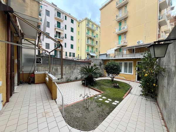 appartamento in vendita ad Alassio