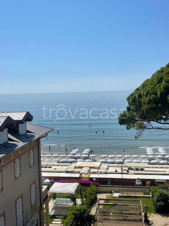 appartamento in vendita ad Alassio