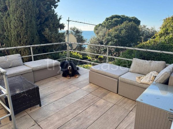 appartamento in vendita ad Alassio