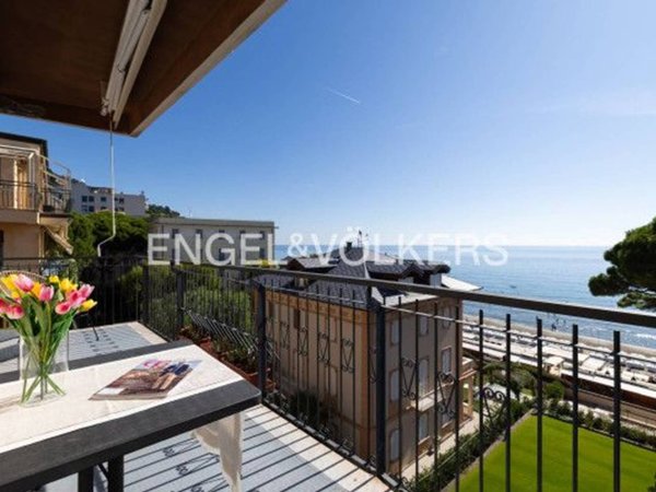 appartamento in vendita ad Alassio