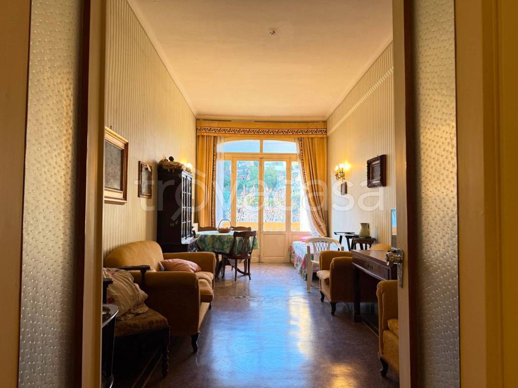 appartamento in vendita ad Alassio