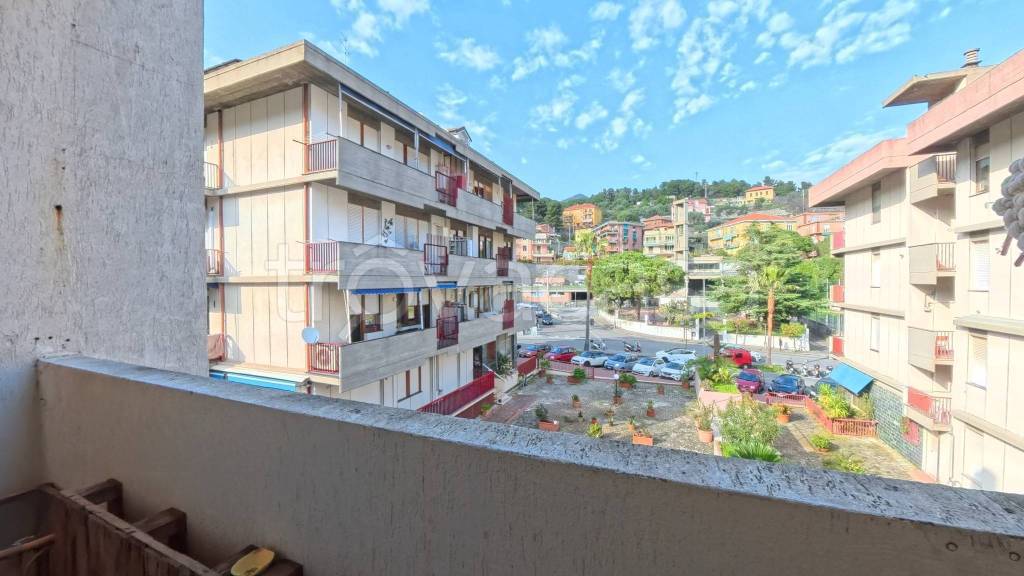 appartamento in vendita ad Alassio