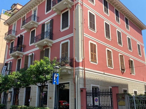 appartamento in vendita ad Alassio