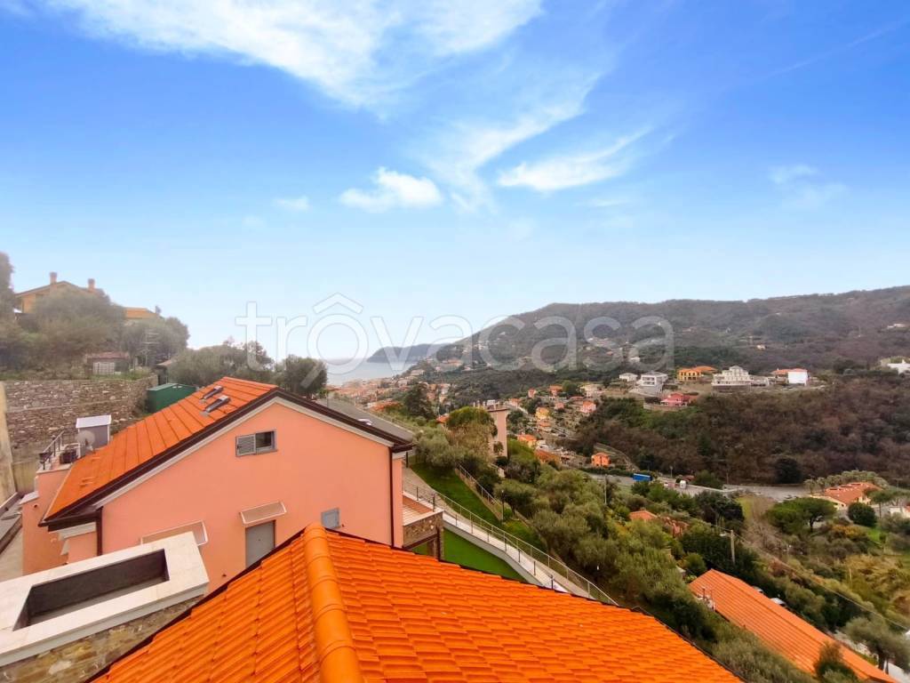 appartamento in vendita ad Alassio