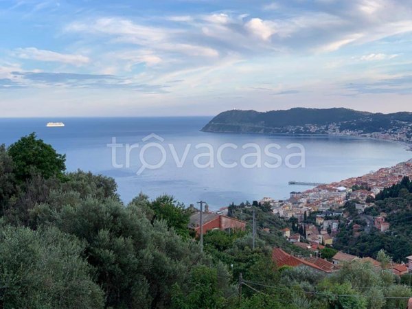 casa indipendente in vendita ad Alassio