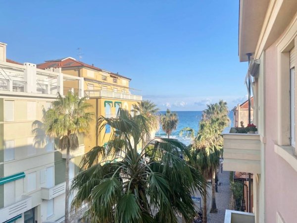 appartamento in vendita ad Alassio