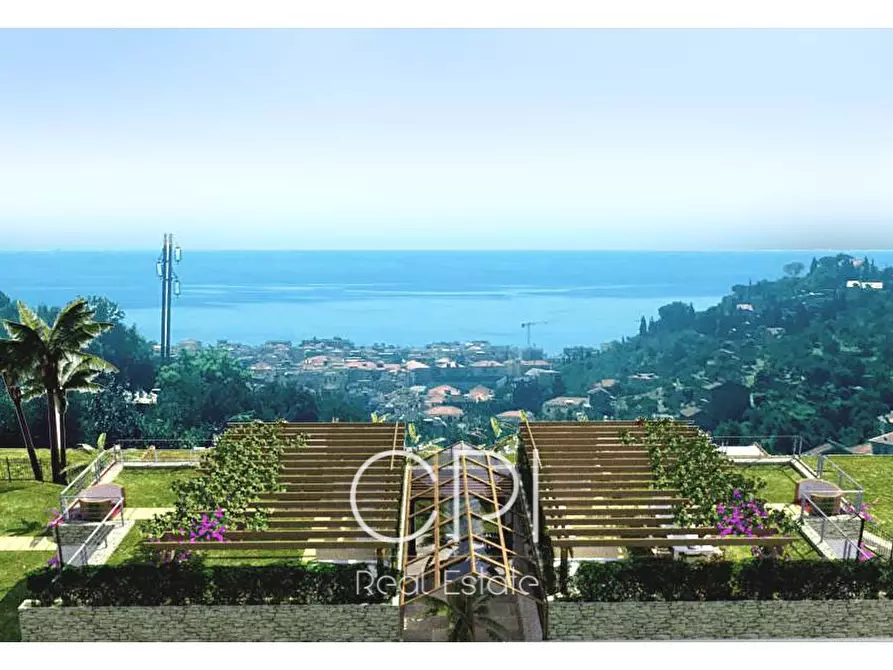 casa indipendente in vendita ad Alassio