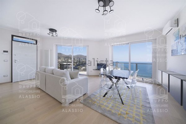 appartamento in vendita ad Alassio