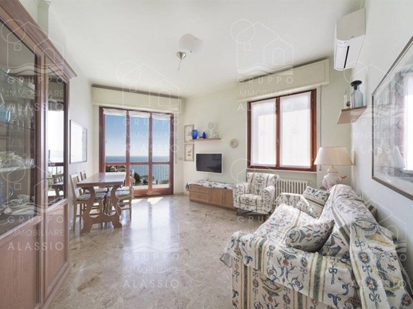 appartamento in vendita ad Alassio in zona Solva