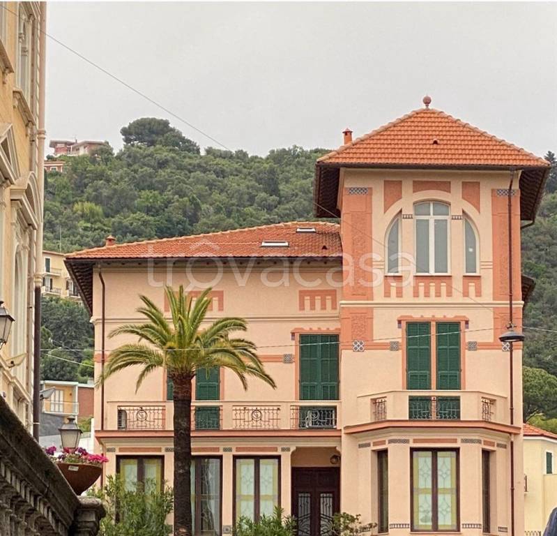 appartamento in vendita ad Alassio